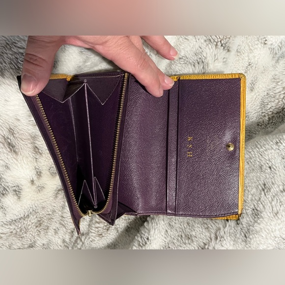 Louis Vuitton EPI Yellow bi-folder Women's wallet - Picture 8 of 14